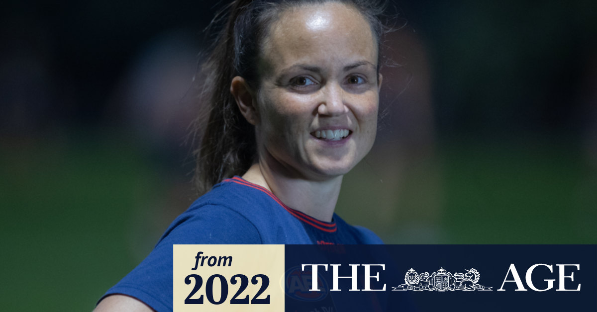 AFL 2022 Daisy Pearce weighs offer to join Geelong Cats as AFL